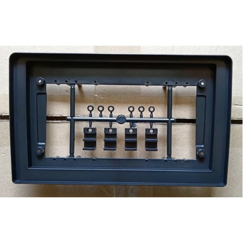 UNIVERSAL ALL CARAV 22-1580 10.1-INCH